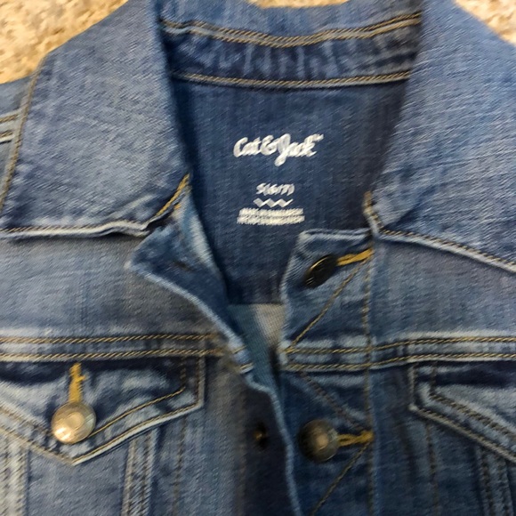 EEUC Cat and Jack jean jacket, sz 6/7 - Picture 2 of 3